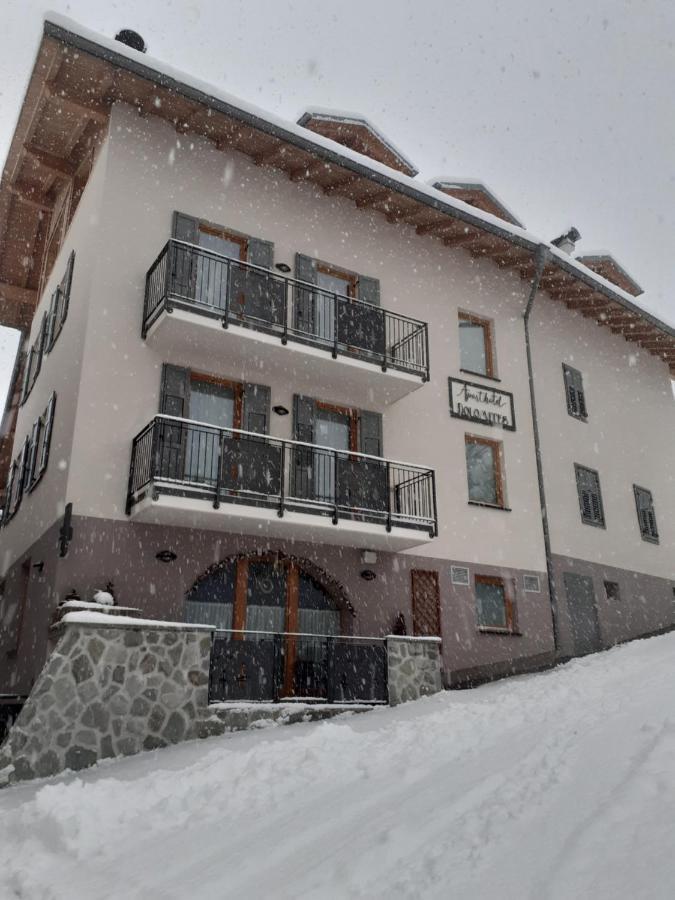 Aparthotel Dolomites Living&Relax Commezzadura Exteriér fotografie
