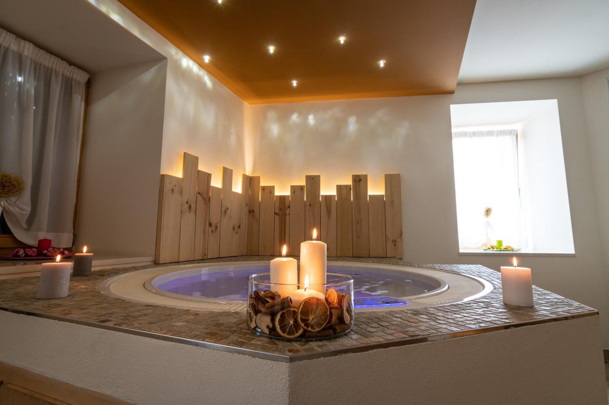 Aparthotel Dolomites Living&Relax Commezzadura Exteriér fotografie